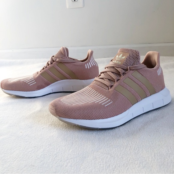 Adidas Swift Run Women’s Ashpea & White Sneaker Running Shoe, size 9 Medium - Picture 5 of 16